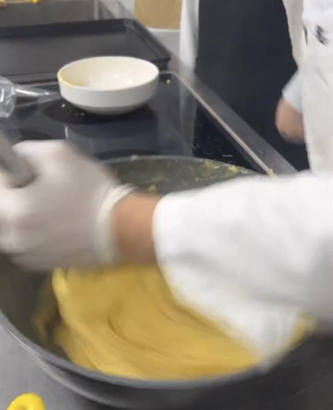 [1학년 제좌제빵 실습]슈크림 만들기